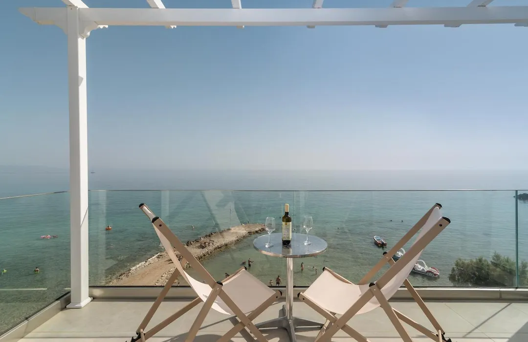 Golden Coast Beachfront Resort-1